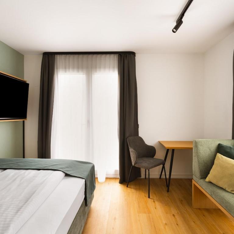 Limehome Munich Theresienwiese - Suite mit Balkon - 7