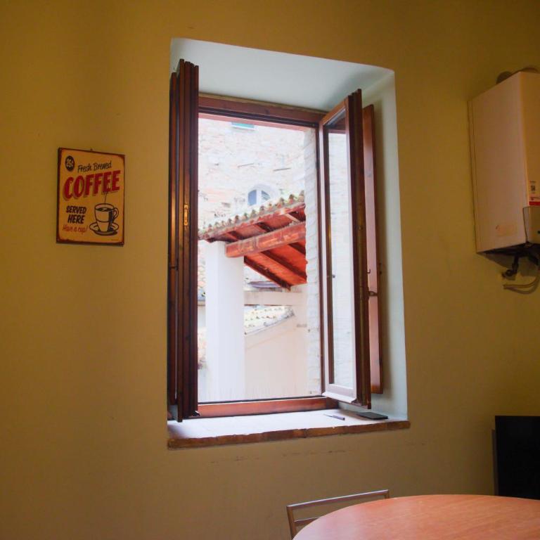 Appartamenti Sole alle Torri - Appartamento con Vista Giardino - 1