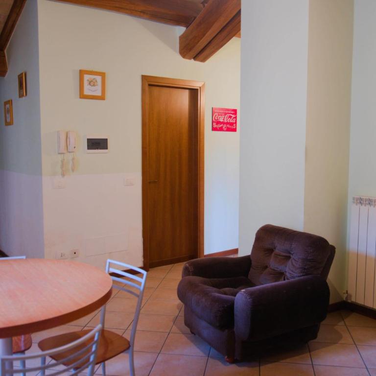 Appartamenti Sole alle Torri - Appartamento con Vista Giardino - 9