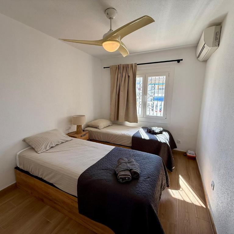 Comfortable Townhouse in Villamartín with Spacious Rooftop Terrace - Apartamento de 2 dormitorios - 4