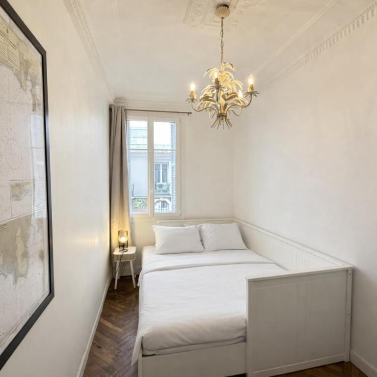 T2 lumineux avec charme bourgeois 5ᵉ étage plages & centre à pied - Apartment - 2