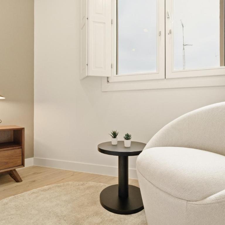 Teatro en Madrid - Two-Bedroom Apartment - 14