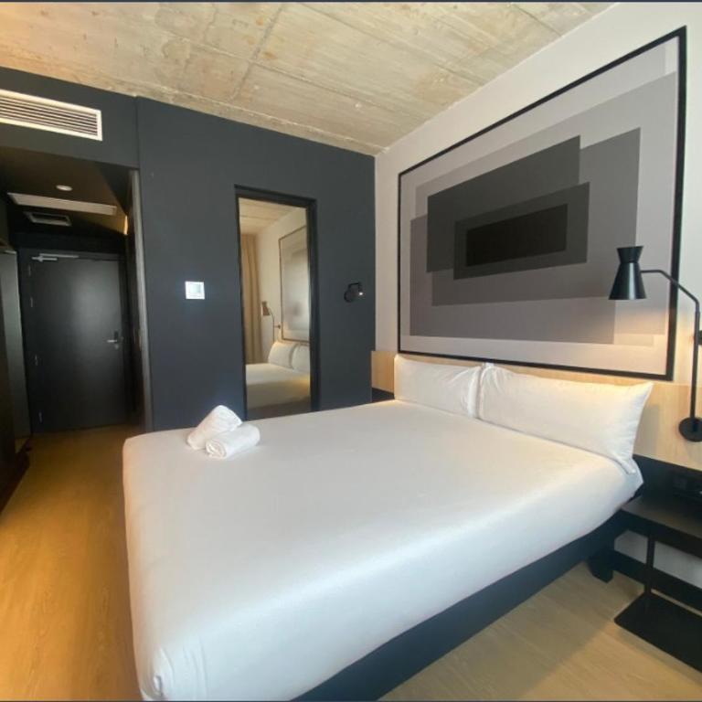 ibis Madrid Norte Las Tablas - Standard Double Room - 8