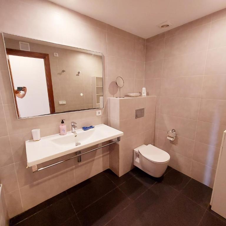 Voramar 85 - Apartamento Deluxe de 2 dormitorios con vistas al mar - 14