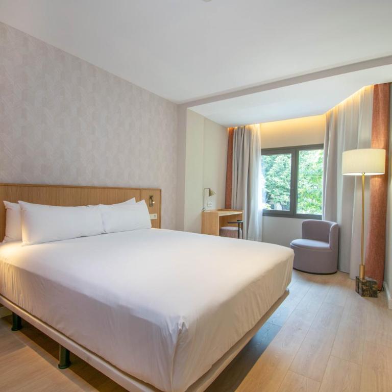 Hotel Gran Ultonia - Habitación con cama grande - 1