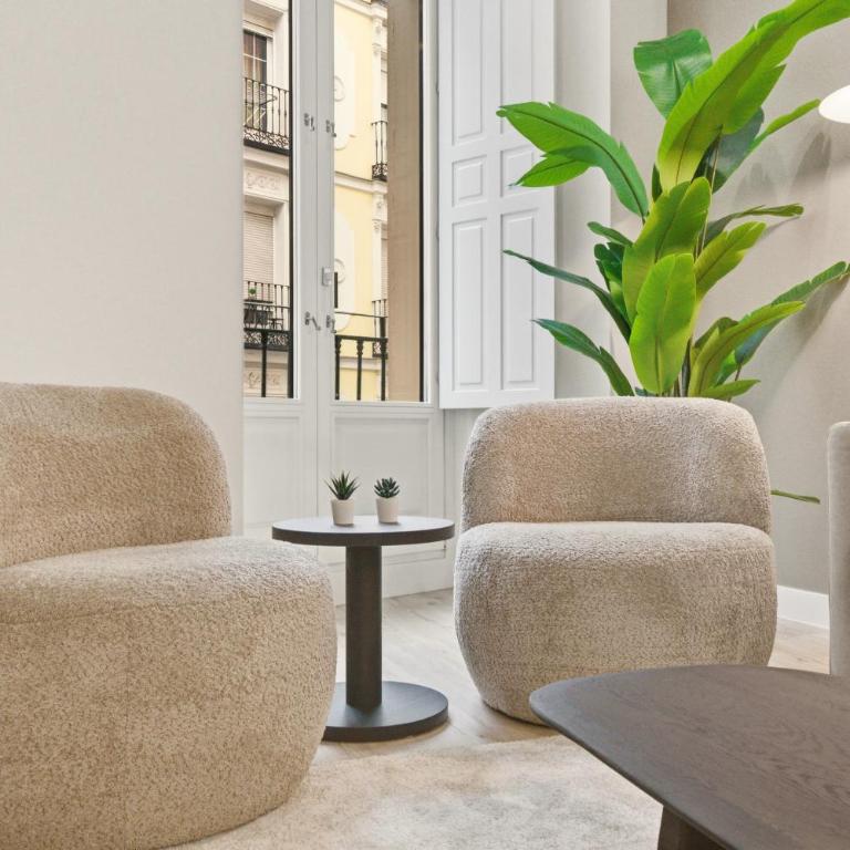 Teatro en Madrid - One-Bedroom Family Apartment - 3