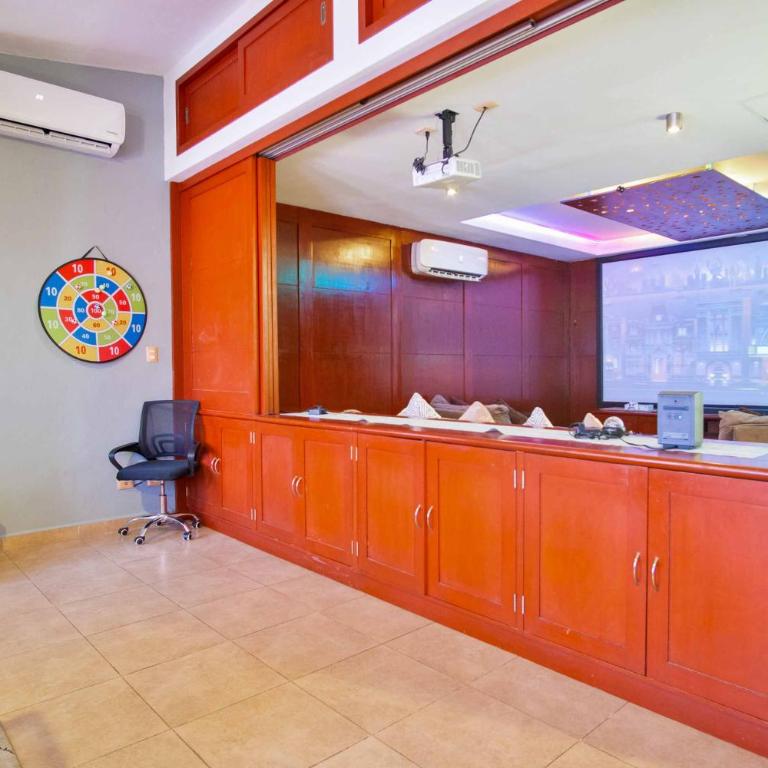 Gaming Villa - 4 Bedrooms - Private Pool - Movie Theater - fits 10 - Casa de 4 dormitorios - 25