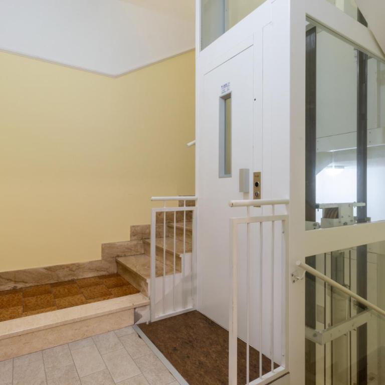 La Casa di Poppy - One-Bedroom Apartment - 10