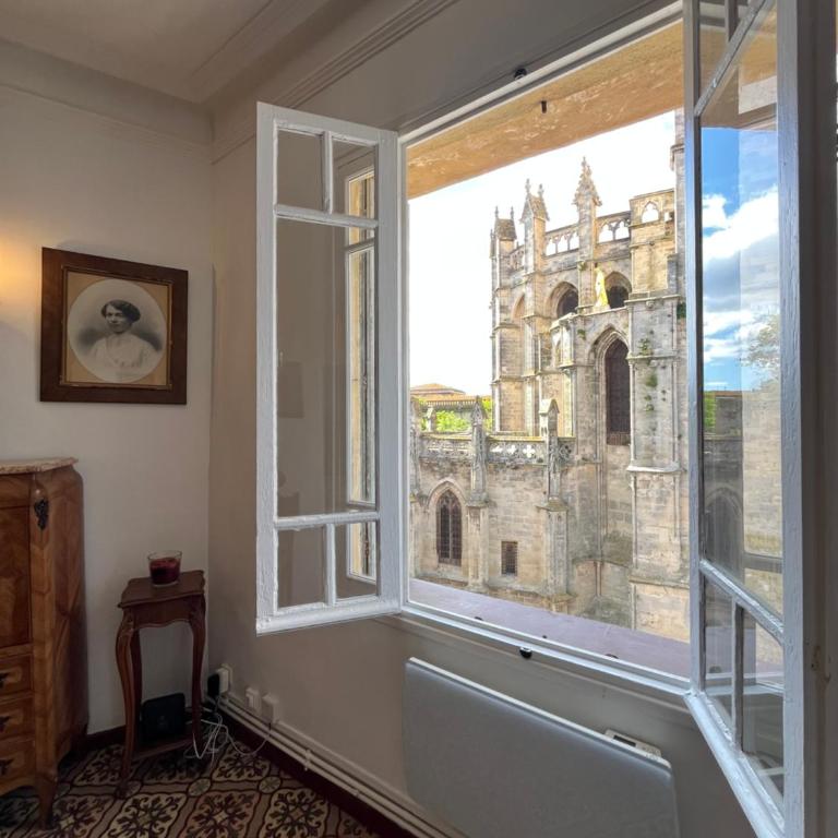 Le Logis du Chanoine, 50 m2 and terrace face to Cathedral - Appartement 1 Chambre - 14