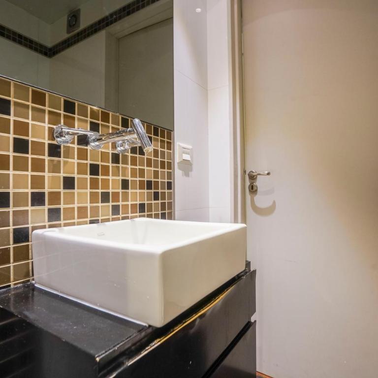 Lujoso 3 Ambientes en Recoleta - Apartamento de 2 dormitorios con vistas a la ciudad - 20