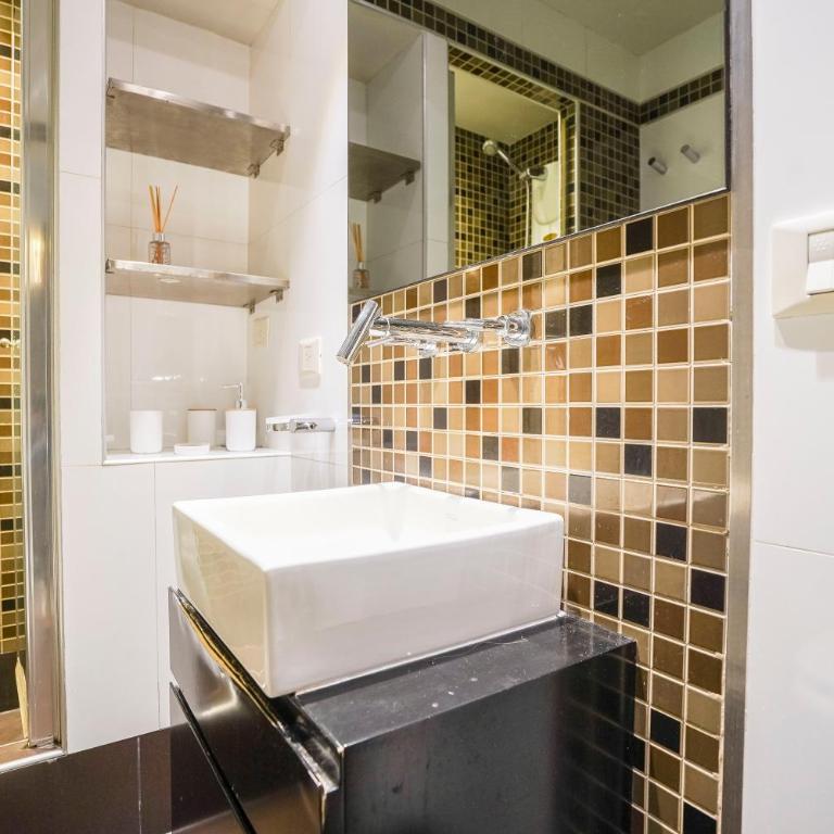 Lujoso 3 Ambientes en Recoleta - Apartamento de 2 dormitorios con vistas a la ciudad - 36