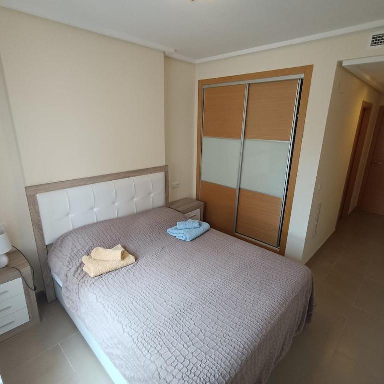 Flat with central location - Apartamento de 2 dormitorios con vistas a la piscina - 10