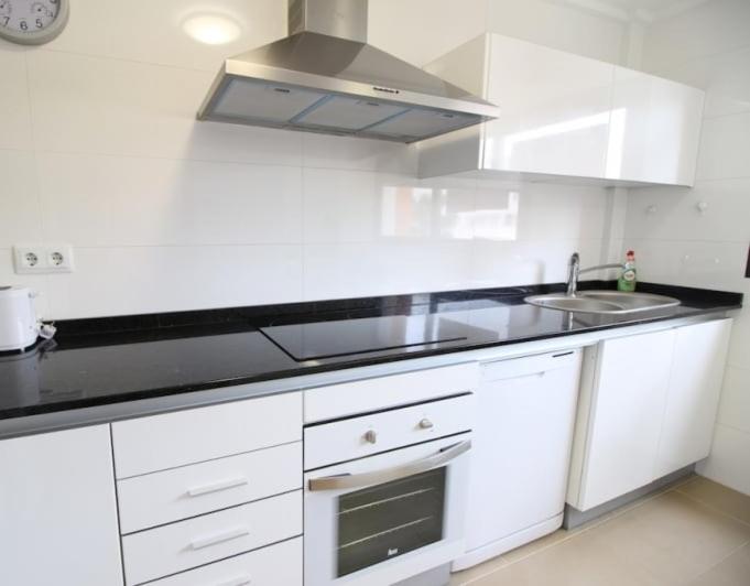 Flat with central location - Apartamento de 2 dormitorios con vistas a la piscina - 19