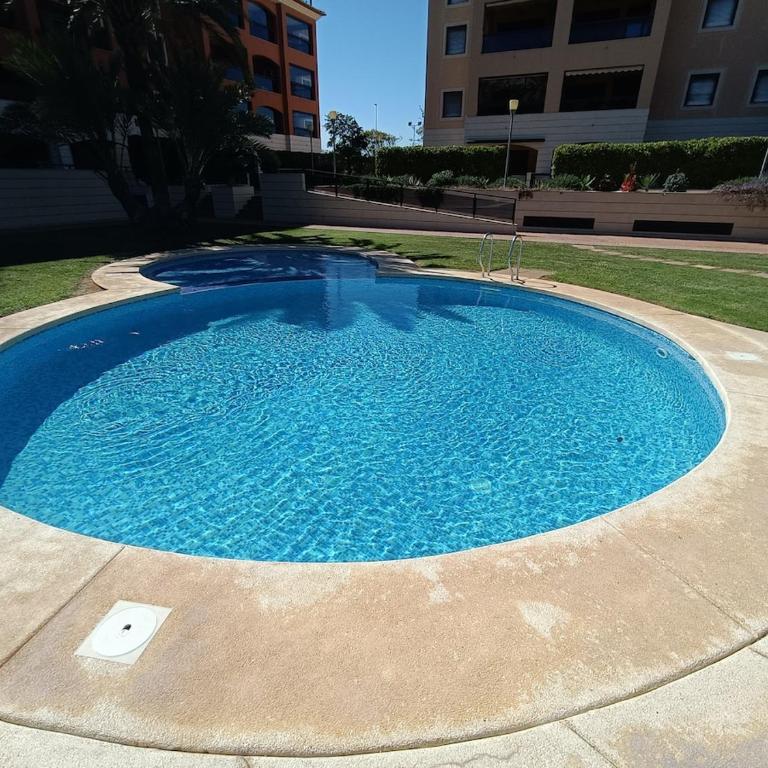 Flat with central location - Apartamento de 2 dormitorios con vistas a la piscina - 39