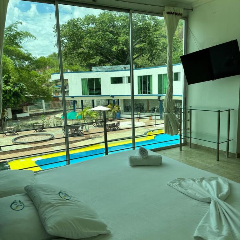 Hotel Cristalina - Estudio con 1 cama grande - 5