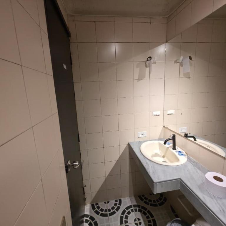 Hotel Garden Laureles - Standard Triple Room - 31