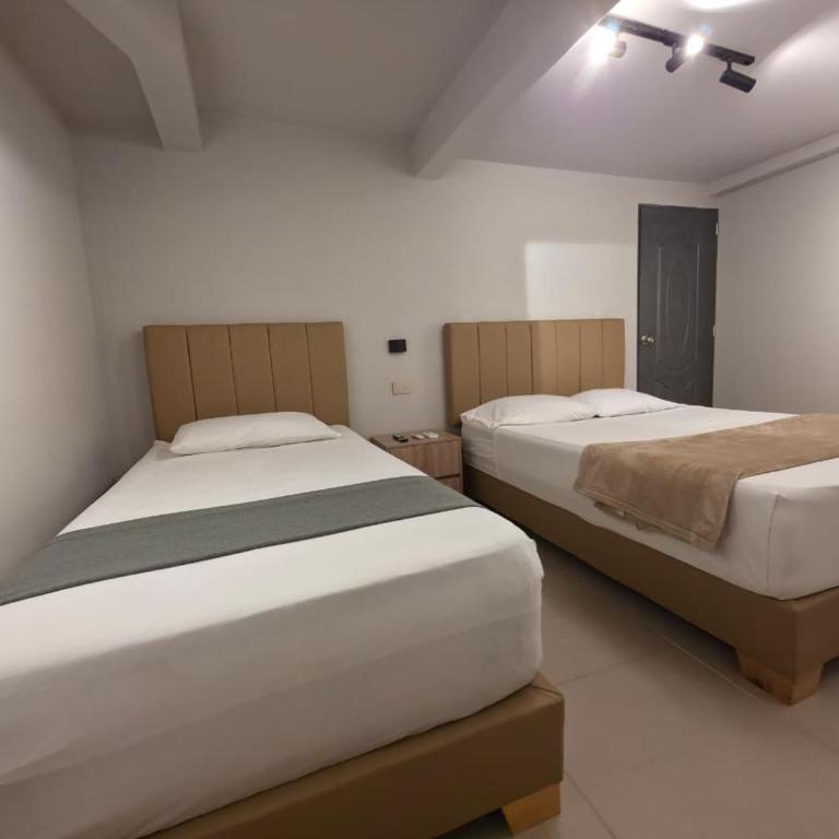 Hotel Garden Laureles - Standard Triple Room - 10