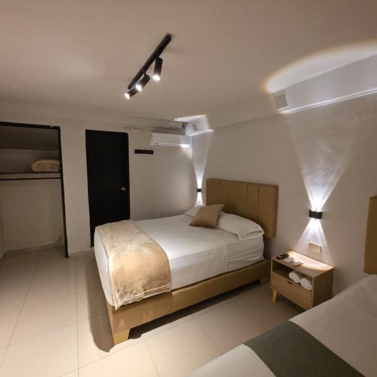 Hotel Garden Laureles - Standard Triple Room - 29