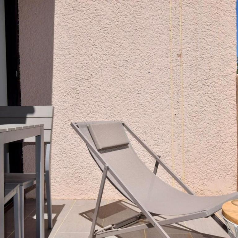 BEACH WALK Climatisé piscineparkingproche mer - Studio - 27