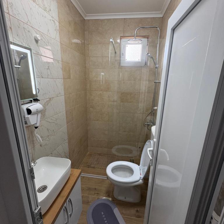 Studio Apartmani Milanovic - Deluks Dvokrevetni Studio sa Bračnim Krevetom - 4