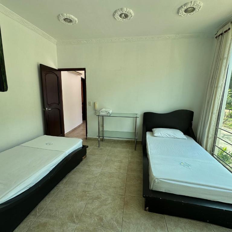 Hotel Cristalina - Habitación Cuádruple Dúplex - 2