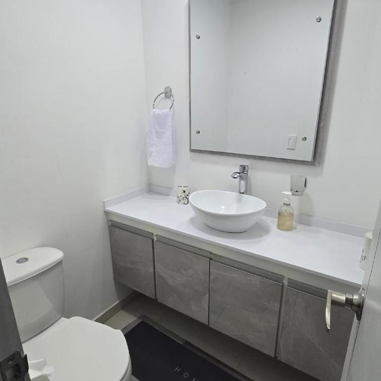Spectacular view, modern and perfect location in Manizales - Apartamento - 2