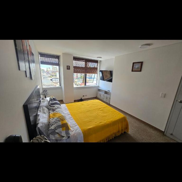 Spectacular view, modern and perfect location in Manizales - Apartamento - 3