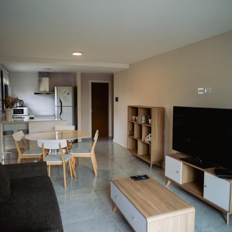 Check and Home - Corrientes III - 4 Huéspedes con Balcon y Cochera - Apartamento de 1 dormitorio con vistas a la ciudad - 14