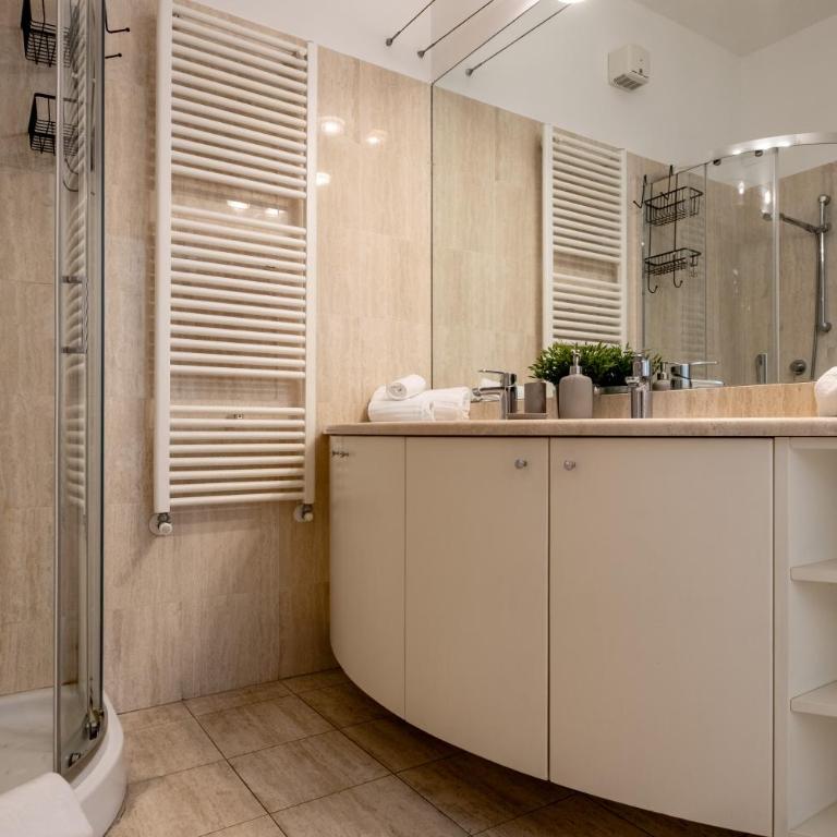 Leoncino Apartment - Appartamento con 2 Camere da Letto - 16