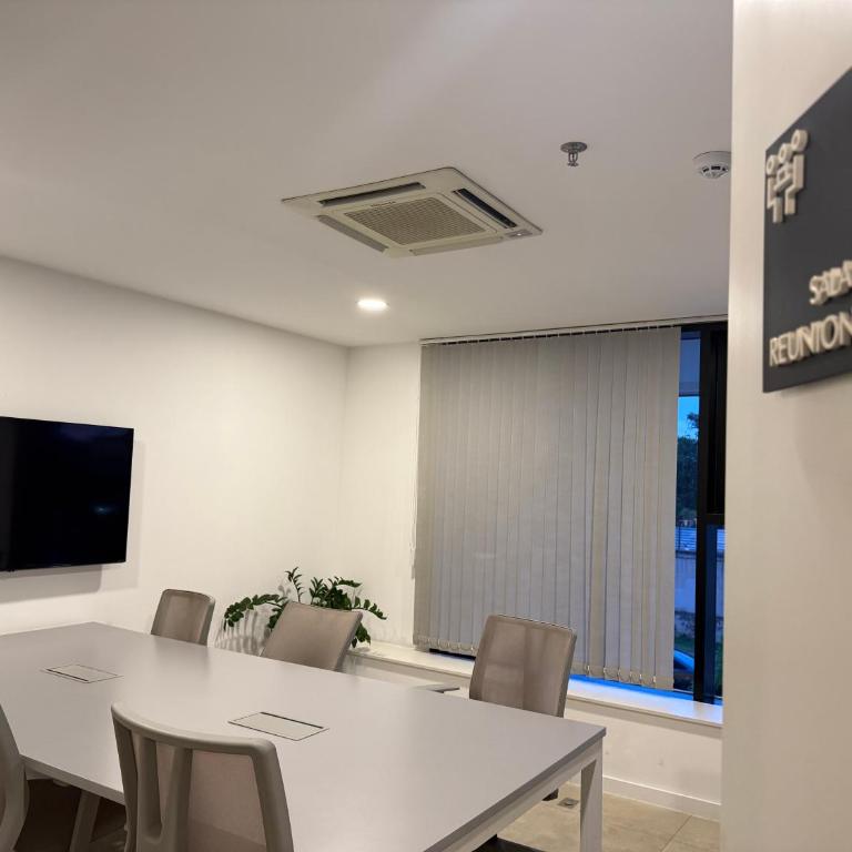 2-Bedroom Apt with PanoramicViews in Feel Building - Casa - 16