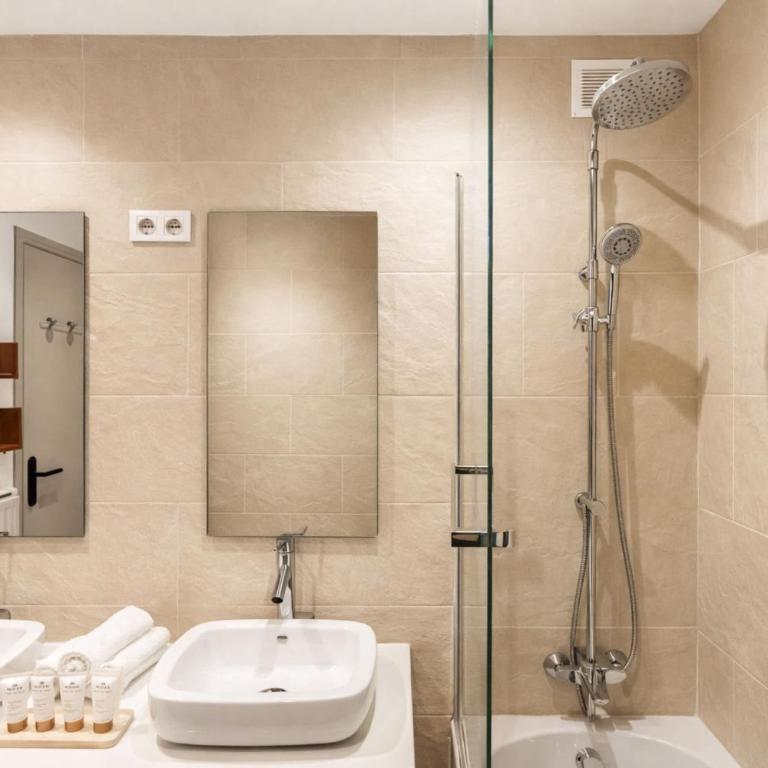 Eiffel Tower - Premium apartment for 6 with lift - Appartement 1 Chambre - 16