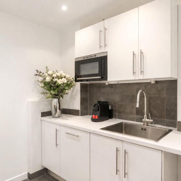 Eiffel Tower - Premium apartment for 6 with lift - Appartement 1 Chambre - 20
