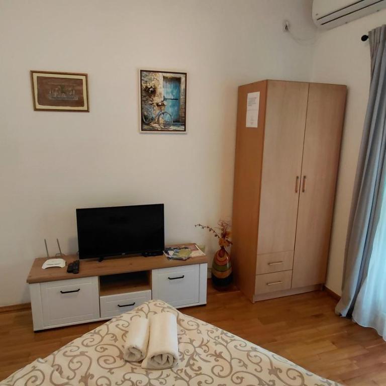 Apartment Kralj - Apartment with Terrace - 4