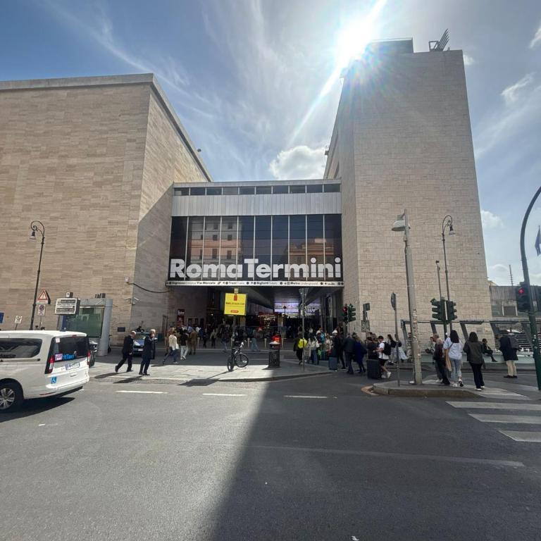 Termini confort stay - Four-Bedroom Apartment - 2