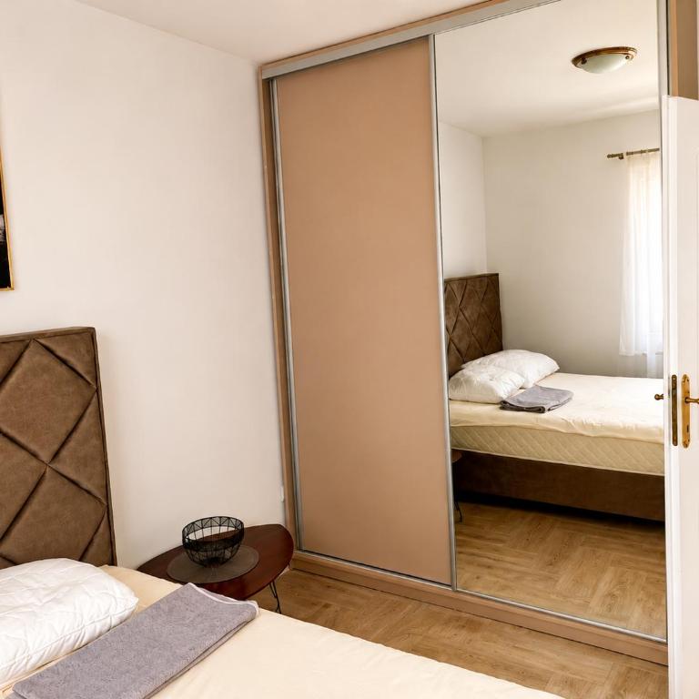 Budva apartman - Two-Bedroom Apartment - 7