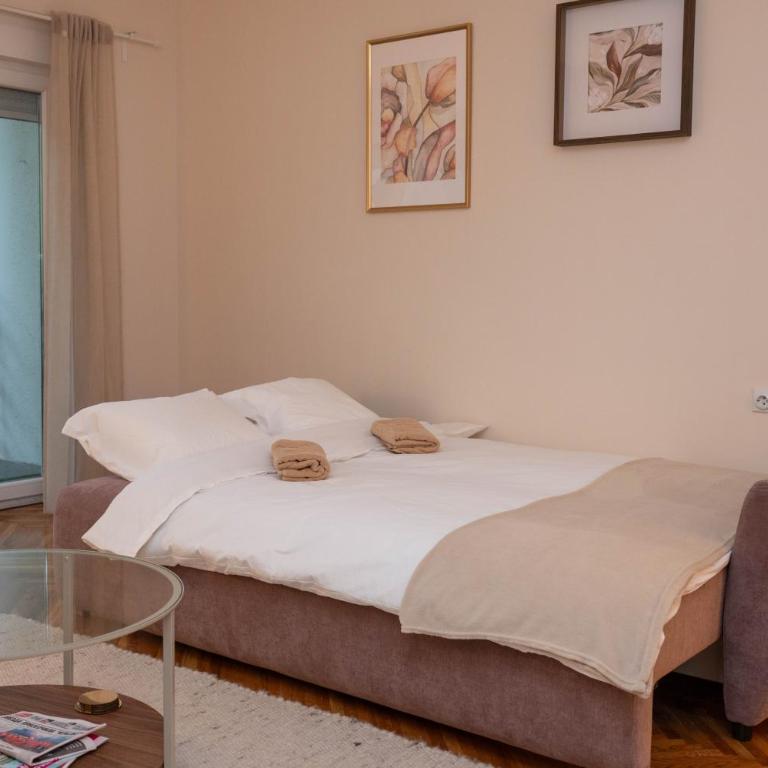 Grand Atelier Subotica - One-Bedroom Apartment - 4
