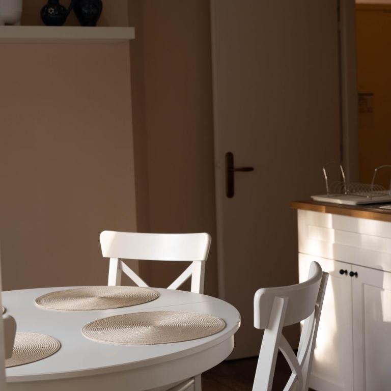 Grand Atelier Subotica - One-Bedroom Apartment - 8