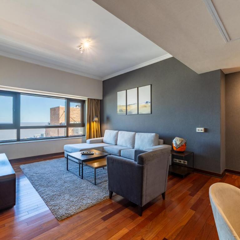Radisson Montevideo Victoria Plaza Hotel - Suite Premium - Cama extragrande - 2