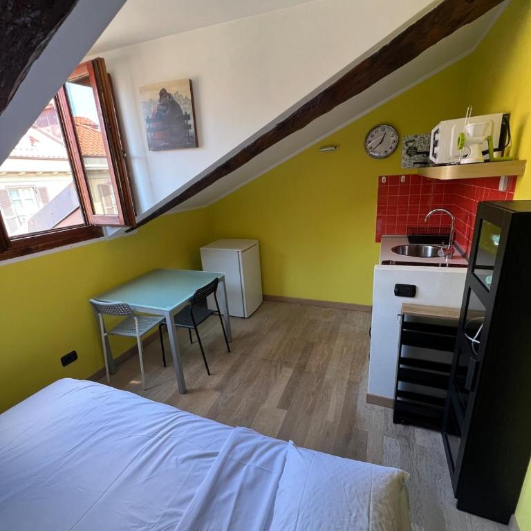 Simple apartment a stone's throw from Porta Susa - Appartamento con 1 Camera da Letto - 5