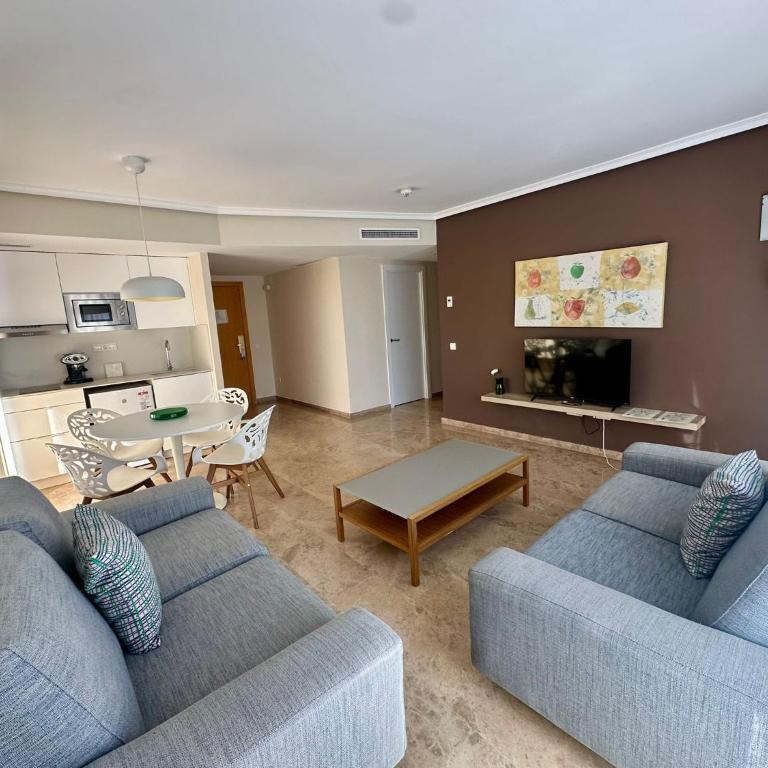 Apartamentos Plaza Picasso - Junior Apartment with terrace (2 adults) - 4