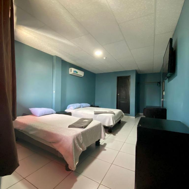 Hotel Confort - Family Room - 4