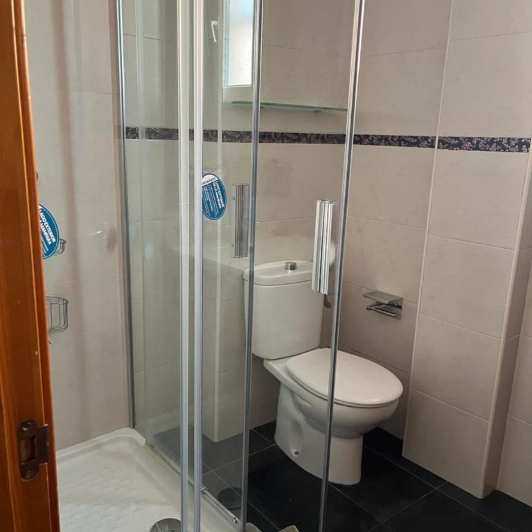 Apartamento Sol y Mar - Three-Bedroom Apartment - 14