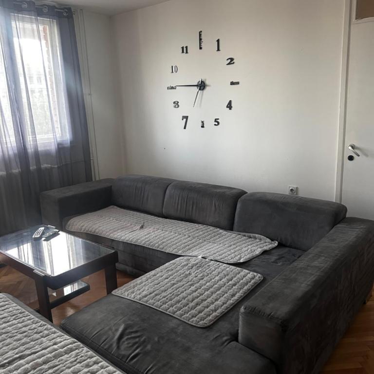 Stan na dan - Apartman sa 2 Spavaće Sobe - 1