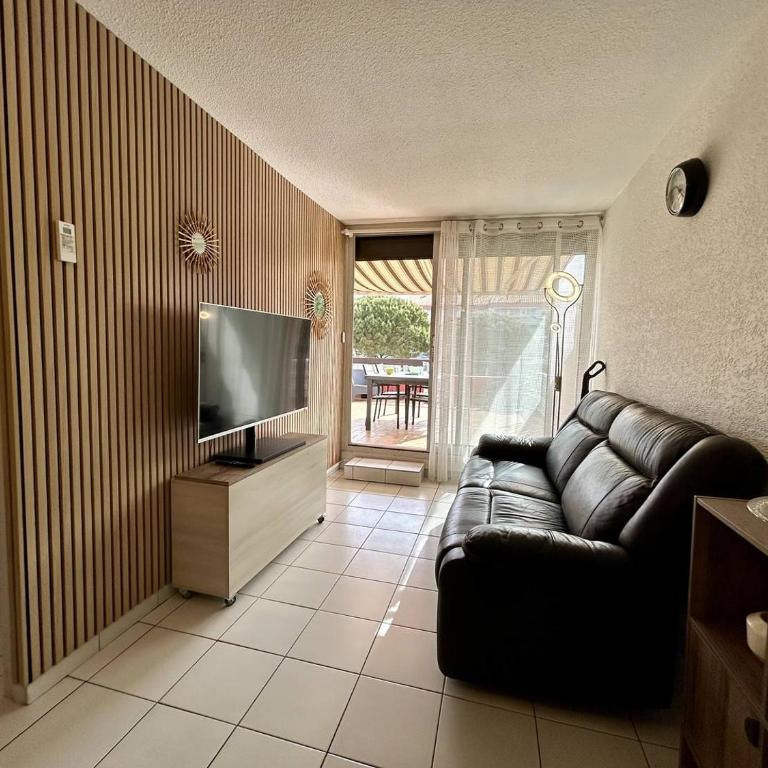SC510-03A Appart CENTRE ST CYPRIEN PLAGE - Apartment - 12