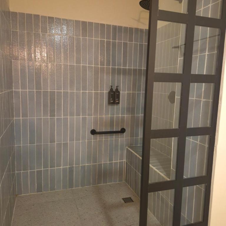 Monte Pueblo Hotel Boutique - Habitación con 2 camas grandes - Adaptada para personas con discapacidad - 4