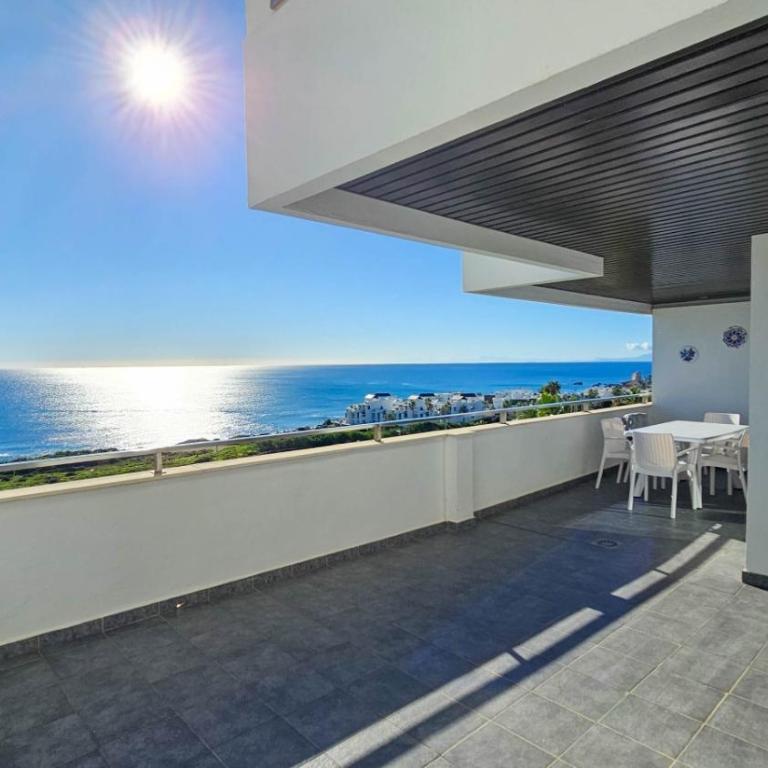 Casares Costa - Two-Bedroom Apartment with View - 1