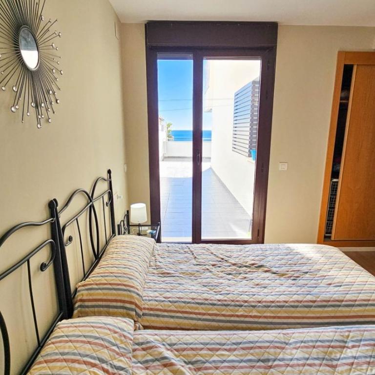 Casares Costa - Two-Bedroom Apartment with View - 9