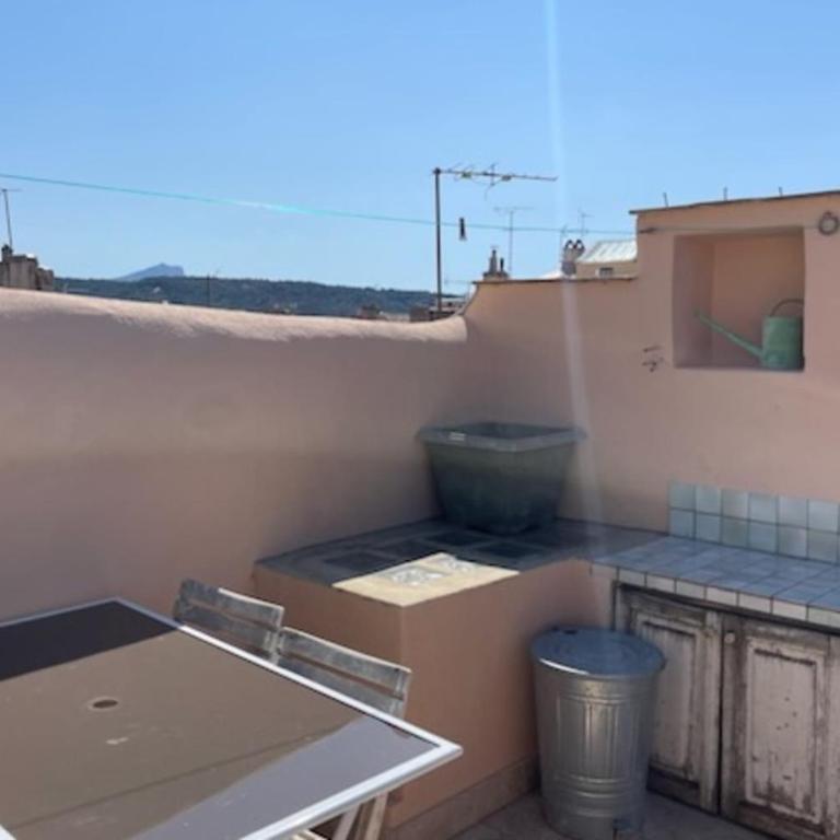 Superbe toit-terrasse en plein cœur dAix - Appartement - 29