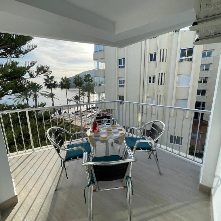 Edificio Albires - Apartment with Sea View - 11
