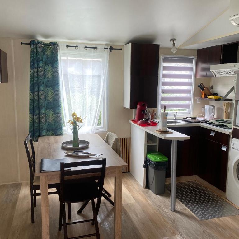 Mobil home 4-6 personnes bord de mer Argeles sur mer camping équinoxe - Chalet 3 Chambres - 1